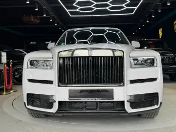 ROLLS ROYCE Cullinan 6.8 V12 BLACK BADGE STARLIGHT