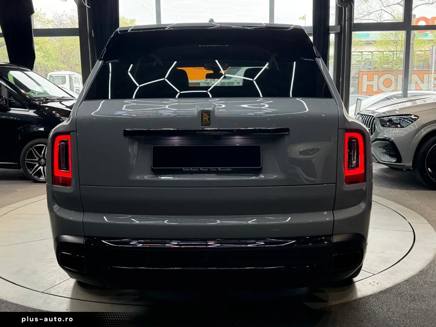 ROLLS ROYCE Cullinan 6.8 V12 BLACK BADGE STARLIGHT