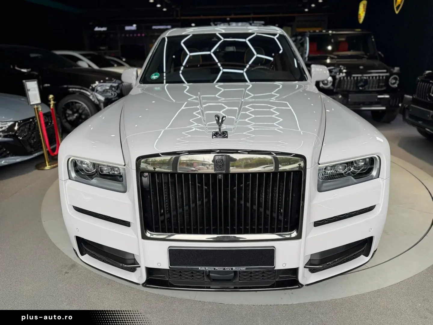 ROLLS ROYCE Cullinan 6.8 V12 BLACK BADGE STARLIGHT