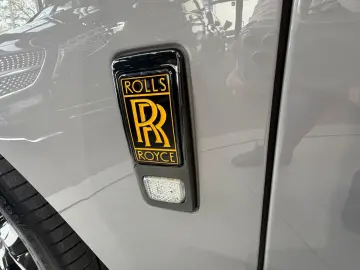 ROLLS ROYCE Cullinan 6.8 V12 BLACK BADGE STARLIGHT