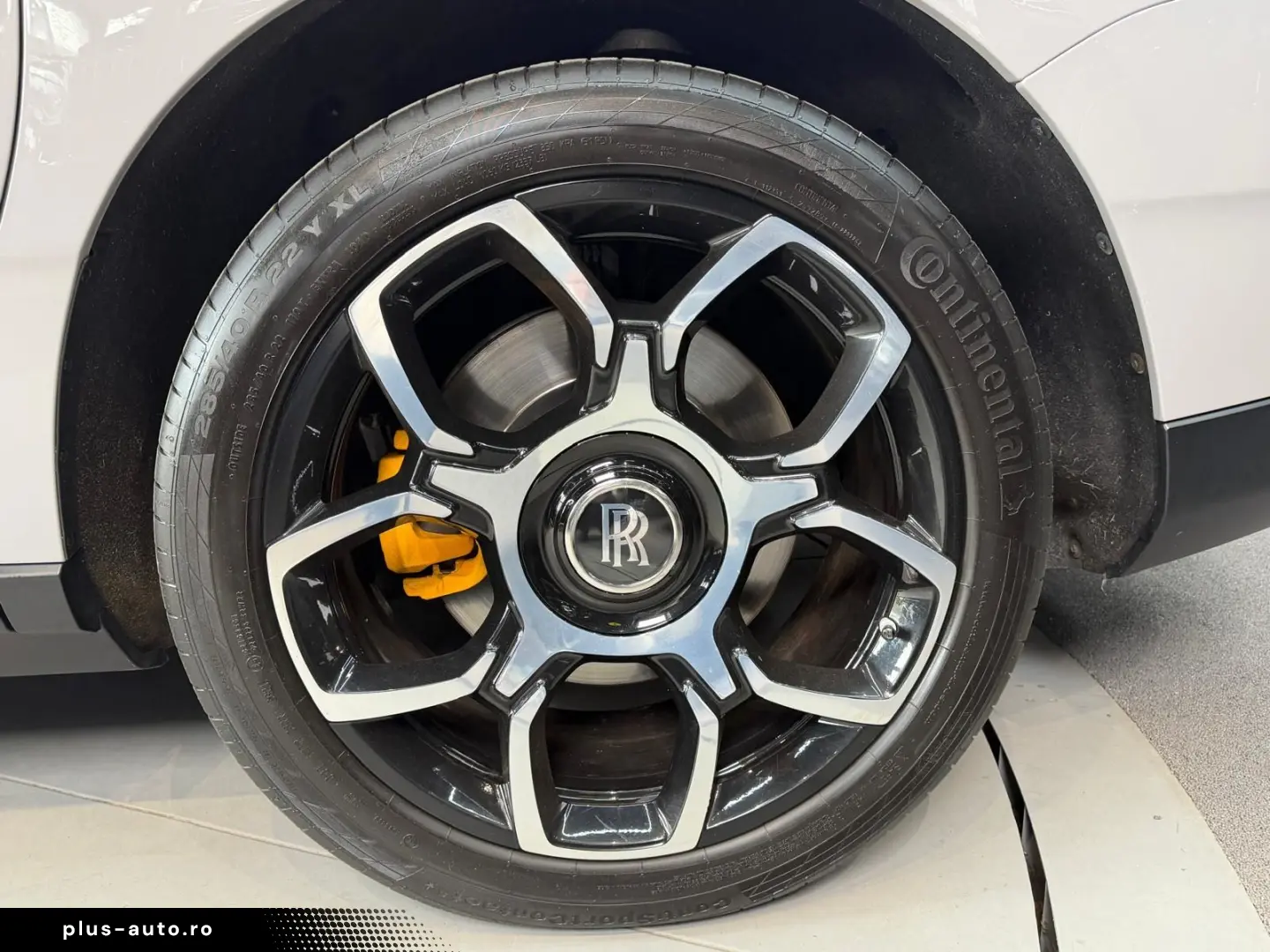 ROLLS ROYCE Cullinan 6.8 V12 BLACK BADGE STARLIGHT