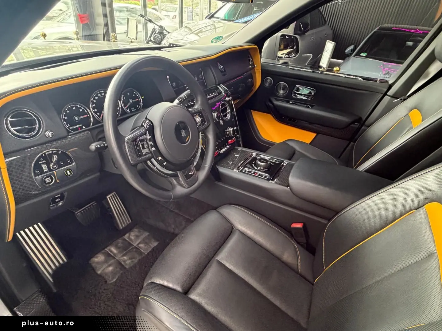 ROLLS ROYCE Cullinan 6.8 V12 BLACK BADGE STARLIGHT