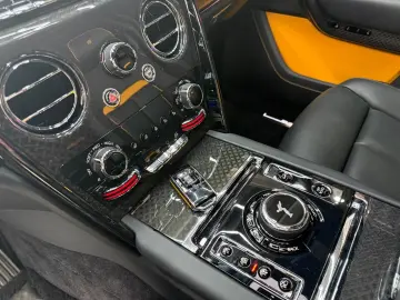 ROLLS ROYCE Cullinan 6.8 V12 BLACK BADGE STARLIGHT