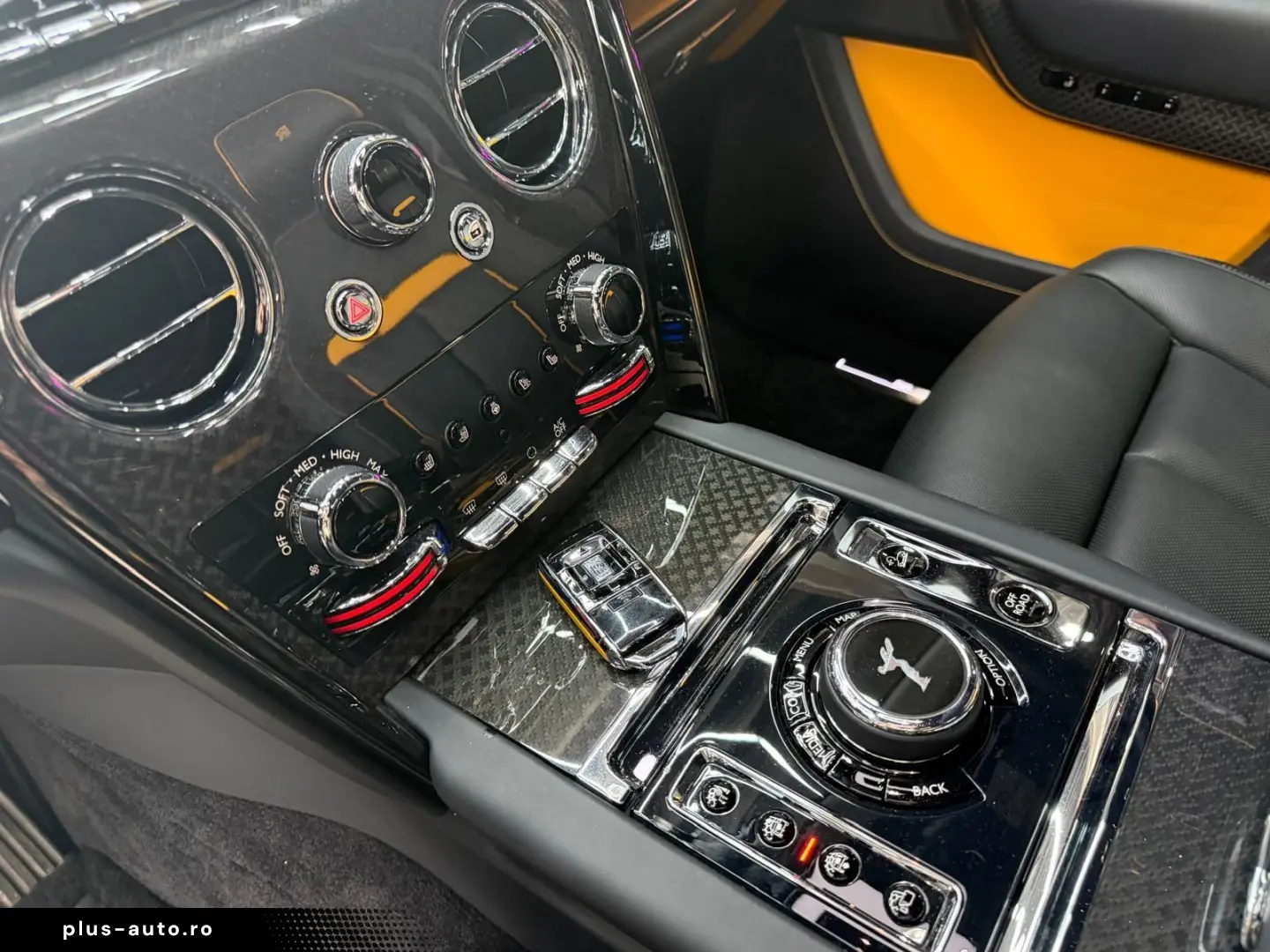 ROLLS ROYCE Cullinan 6.8 V12 BLACK BADGE STARLIGHT