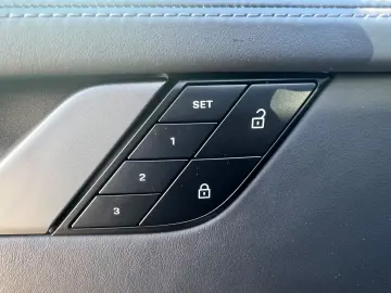 PORSCHE 992 Carrera 4S Cabrio PDK   CHRONO BOSE MATRIX