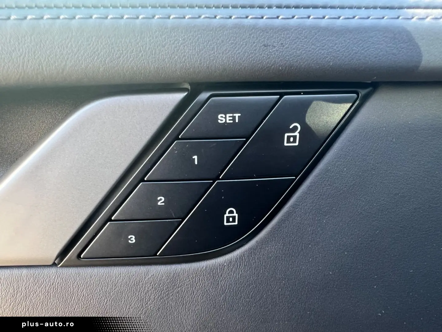 PORSCHE 992 Carrera 4S Cabrio PDK   CHRONO BOSE MATRIX