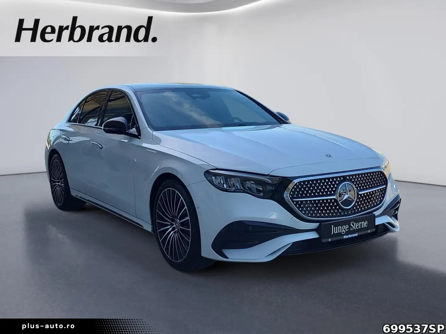 MERCEDES-BENZ E 200 AMG  Pano KEYLESS Ambiente DISTR&hellip;