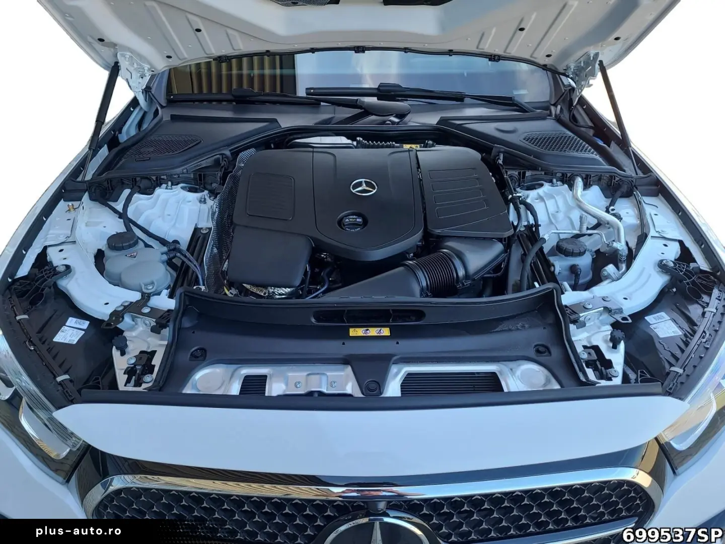 MERCEDES-BENZ E 200 AMG  Pano KEYLESS Ambiente DISTR&hellip;