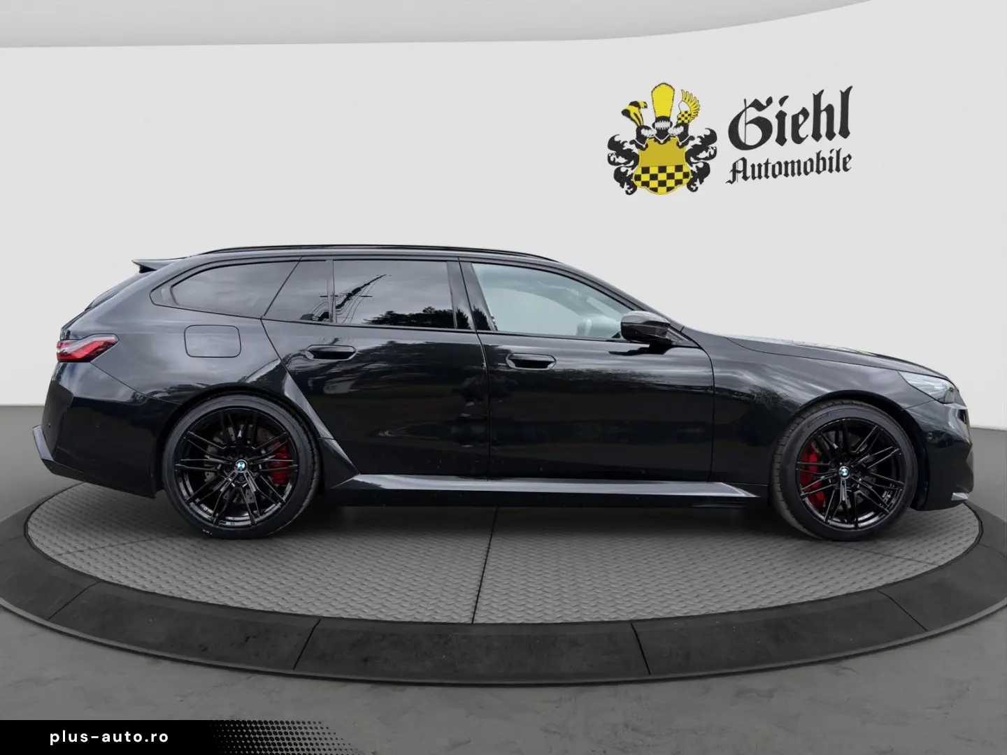 BMW M5 2024 — imagine 5