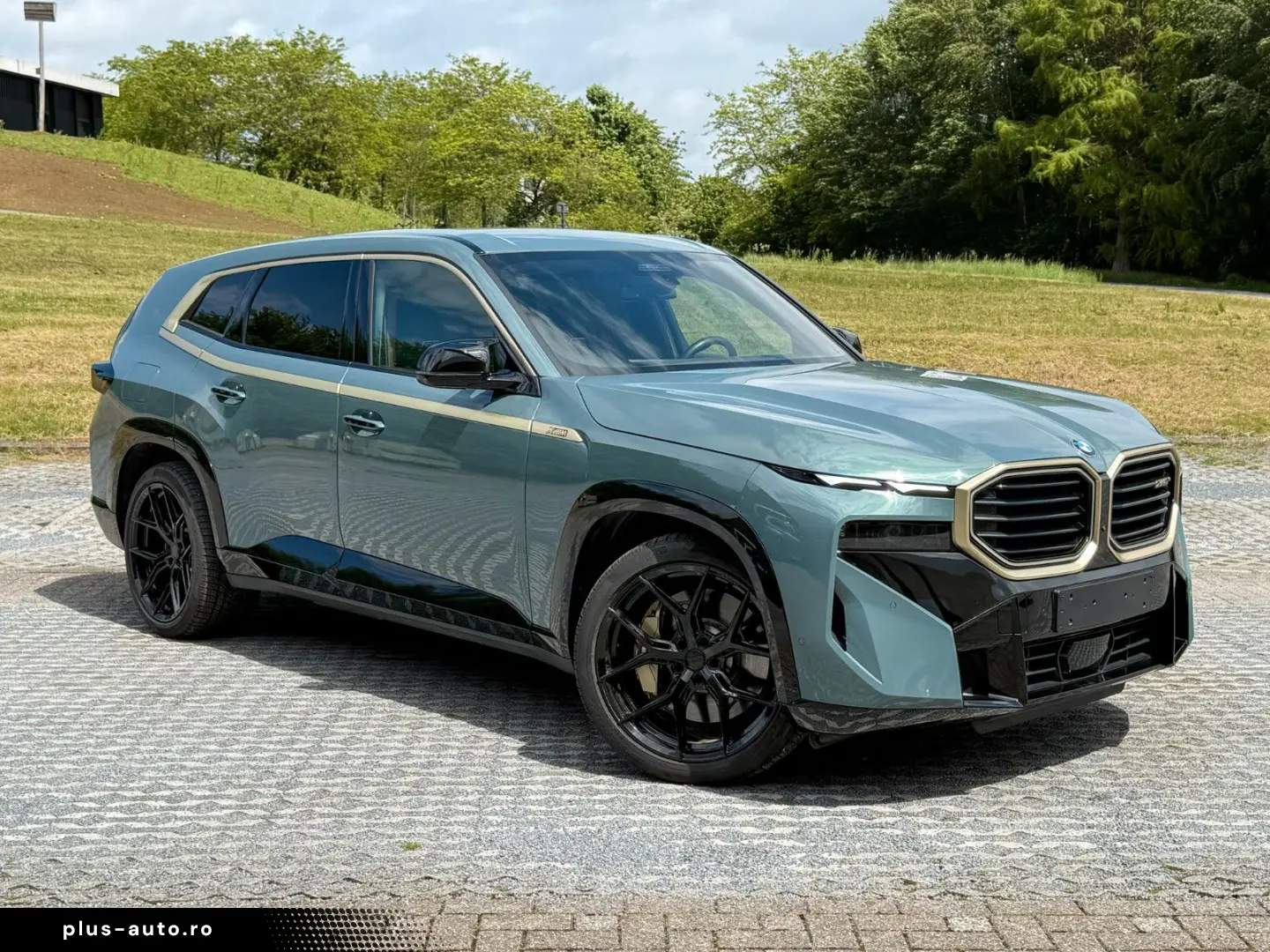 BMW XM 4.4