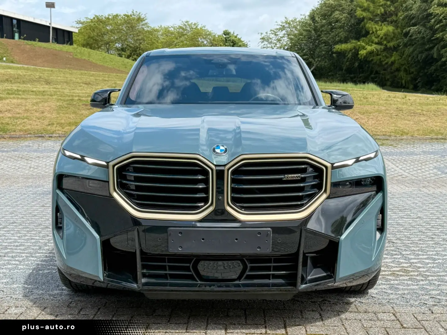 BMW XM 4.4