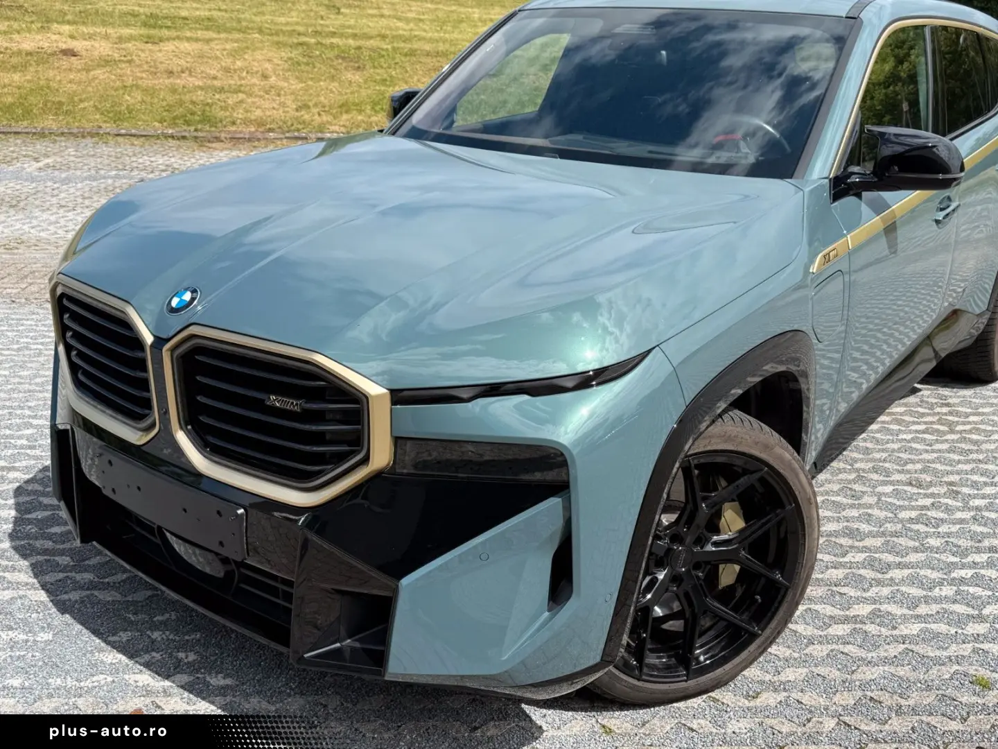 BMW XM 4.4
