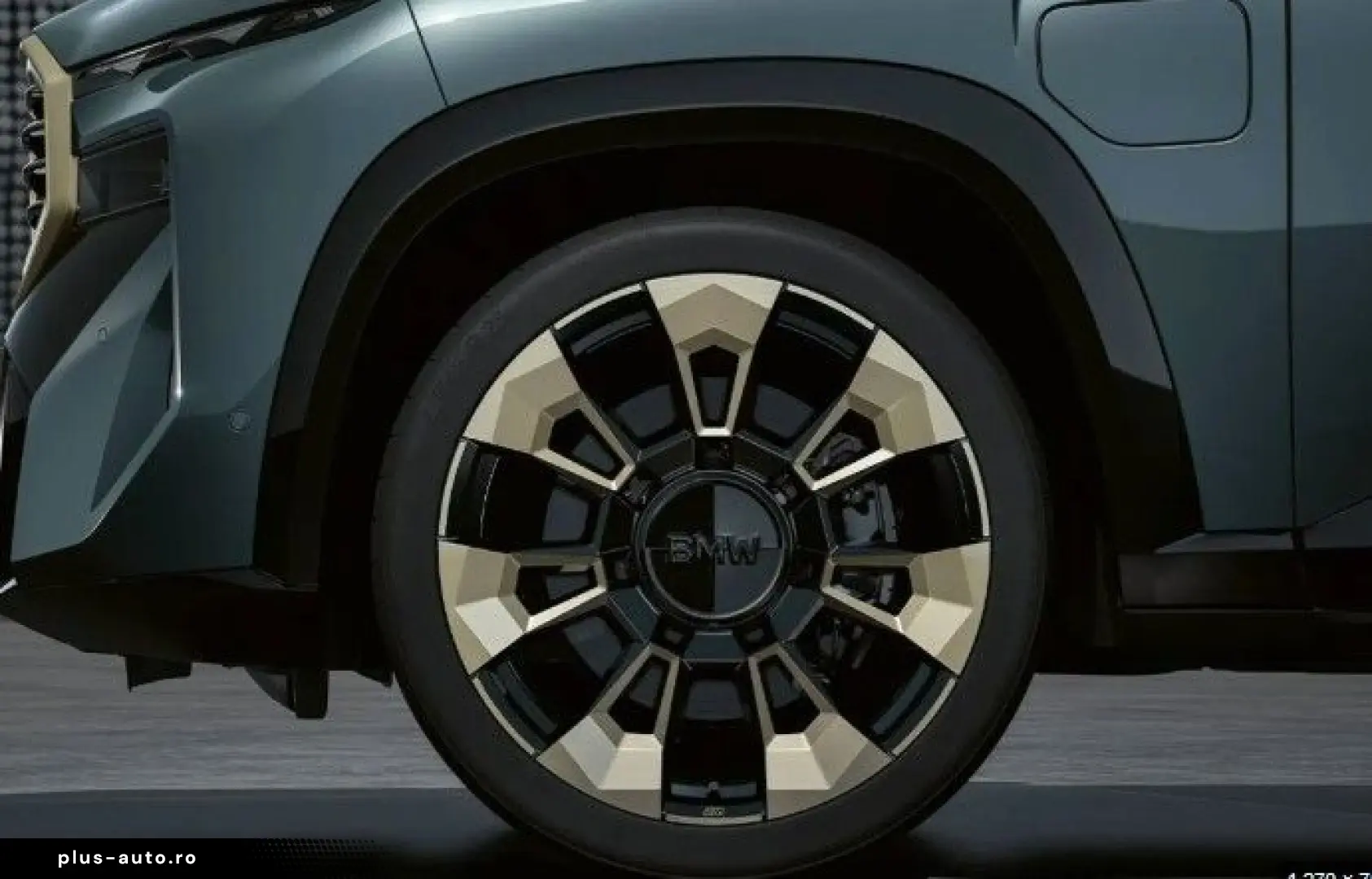 BMW XM 4.4