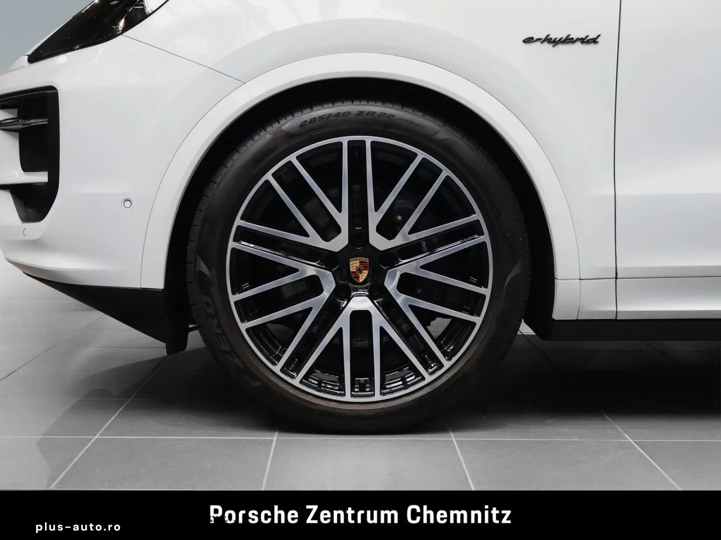 PORSCHE Cayenne E-Hybrid Luft;InnoDrive;BOSE;Pano;Head-U