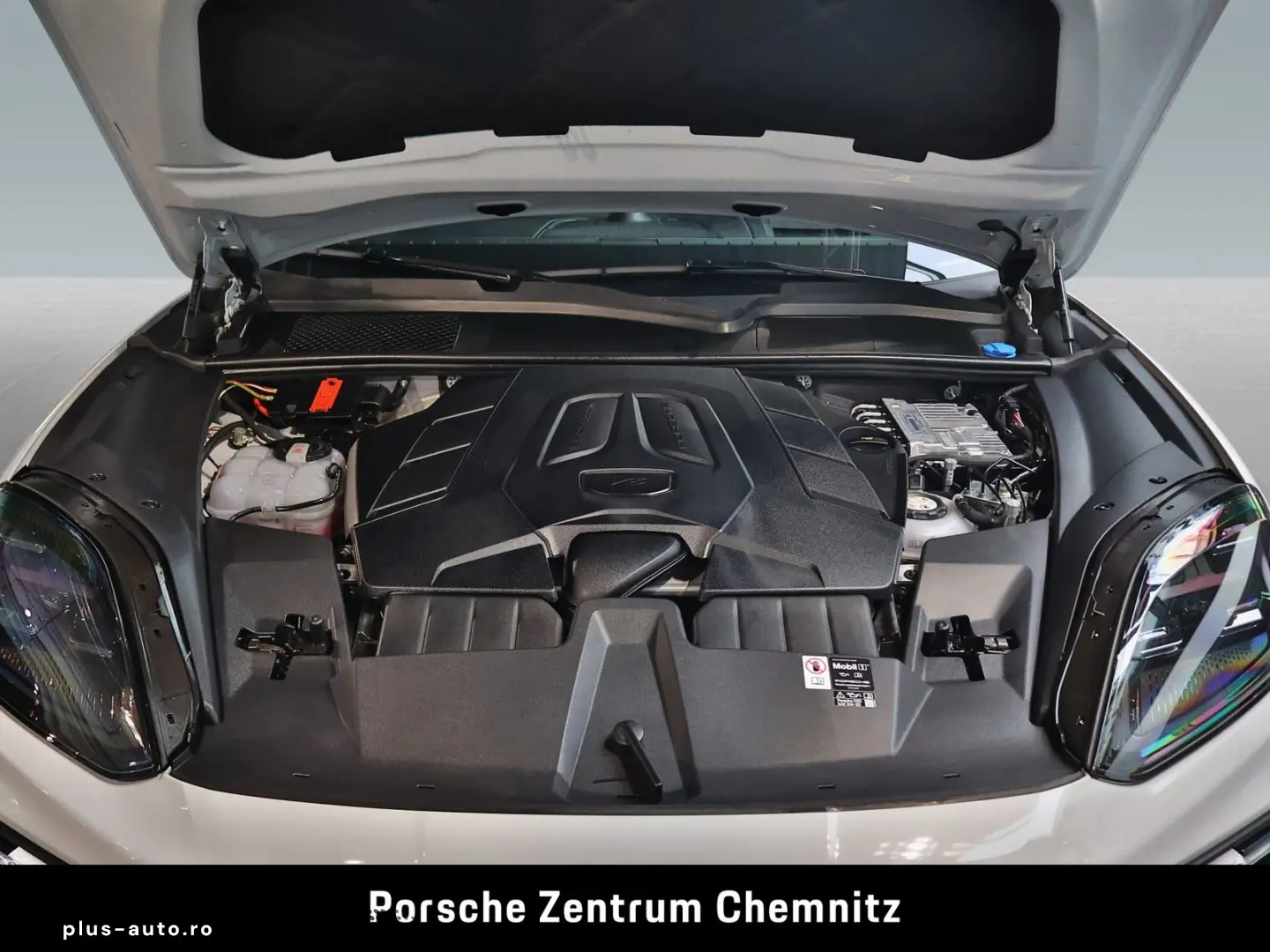PORSCHE Cayenne E-Hybrid Luft;InnoDrive;BOSE;Pano;Head-U
