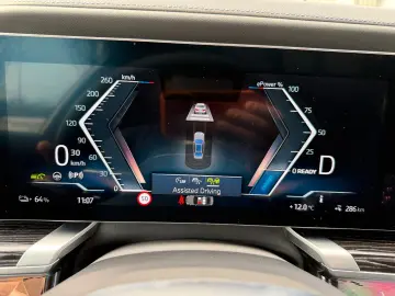 BMW i7 xDrive 60 M Sport Pro Fond Entert NP 211.500€