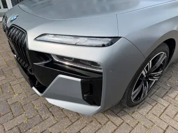 BMW i7 xDrive 60 M Sport Pro Fond Entert NP 211.500€