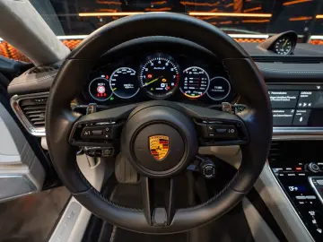 PORSCHE Panamera Sport Turismo Turbo S E-Hybrid