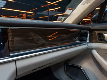 PORSCHE Panamera Sport Turismo Turbo S E-Hybrid