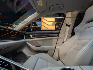 PORSCHE Panamera Sport Turismo Turbo S E-Hybrid