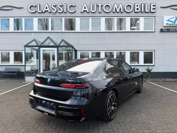 BMW i7 xDrive M70 Fond Entertainment UPE 211.700€
