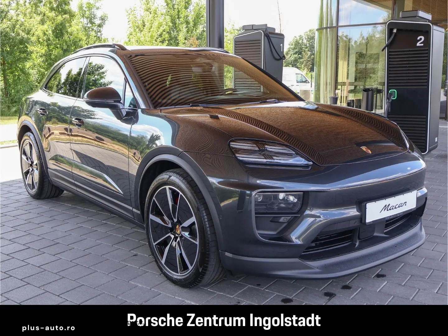 PORSCHE Macan Electric 4 S 4S 4S  Panorama  Hinterachsle