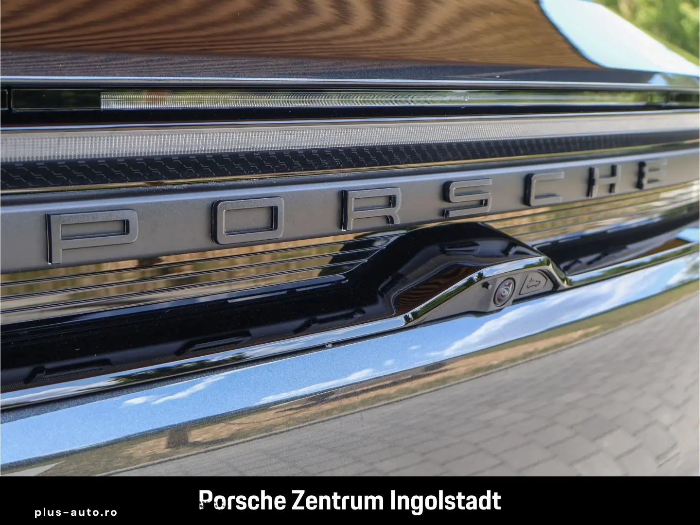 PORSCHE Macan Electric 4 S 4S 4S  Panorama  Hinterachsle