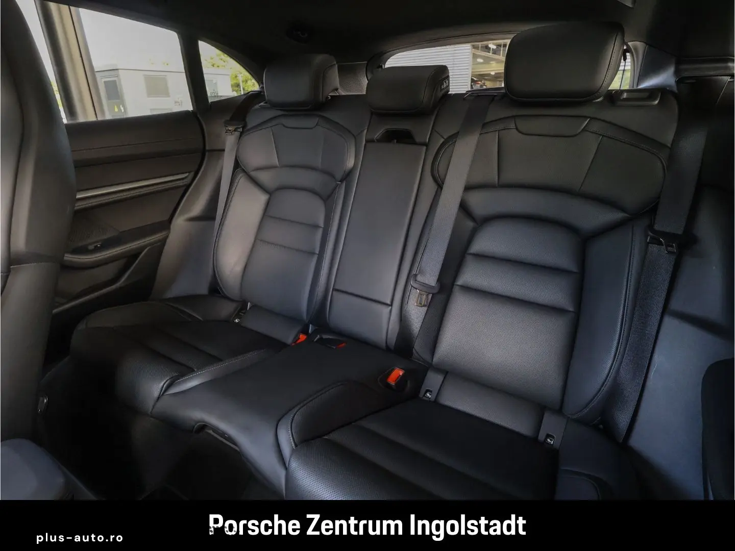 PORSCHE Taycan 2024 — imagine 23