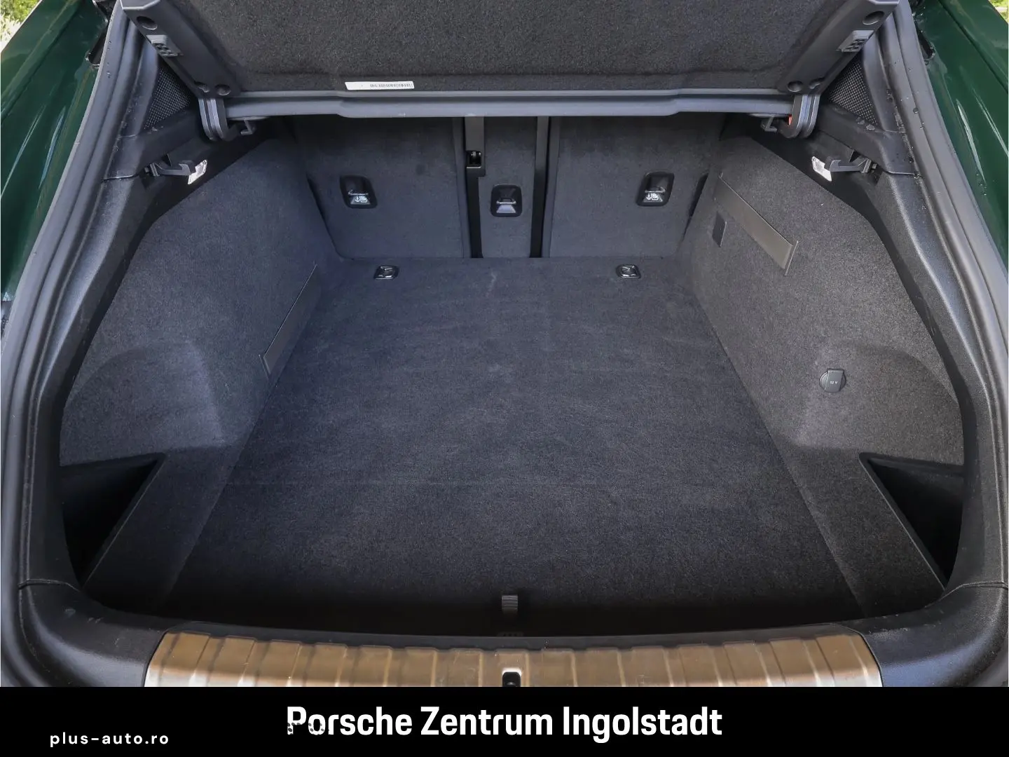 PORSCHE Taycan 2024 — imagine 27