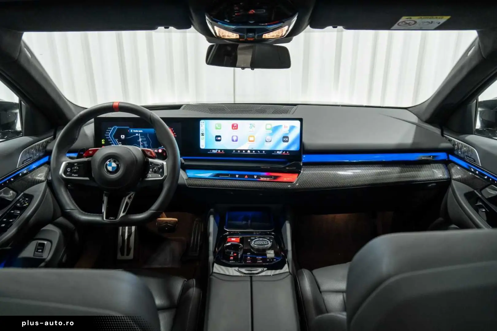 BMW M5 Touring Brewster Green Akrapovič Ceramic Brak
