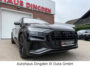 AUDI SQ8 4.0 TFSI quattro Competition Plus