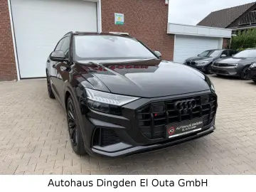 AUDI SQ8 4.0 TFSI quattro Competition Plus