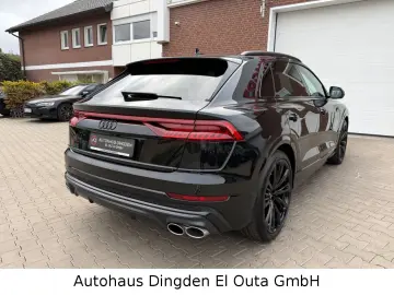 AUDI SQ8 4.0 TFSI quattro Competition Plus