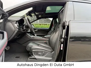 AUDI SQ8 4.0 TFSI quattro Competition Plus
