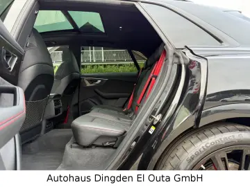 AUDI SQ8 4.0 TFSI quattro Competition Plus