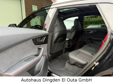 AUDI SQ8 4.0 TFSI quattro Competition Plus
