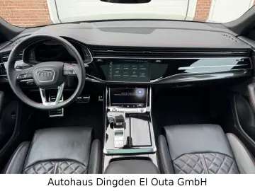 AUDI SQ8 4.0 TFSI quattro Competition Plus