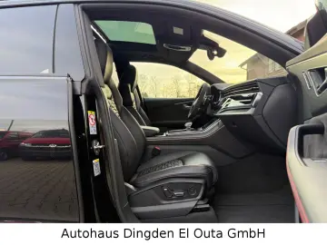 AUDI RSQ8 4.0 TFSI V8 quattro Carbon Keramik