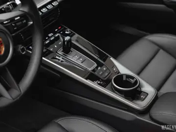 PORSCHE 992 992.2 Carrera AEROKIT SPORTDESIGN KEYLESS GL