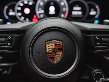 PORSCHE 992 992.2 Carrera AEROKIT SPORTDESIGN KEYLESS GL
