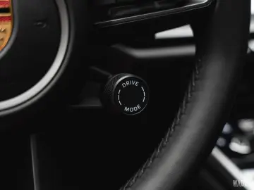 PORSCHE 992 992.2 Carrera AEROKIT SPORTDESIGN KEYLESS GL