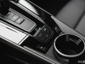 PORSCHE 992 992.2 Carrera AEROKIT SPORTDESIGN KEYLESS GL