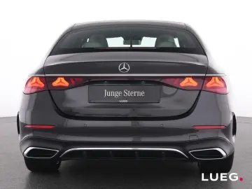 MERCEDES-BENZ E 220 d AMG Burm DLIGHT KeyG 20 Distr …