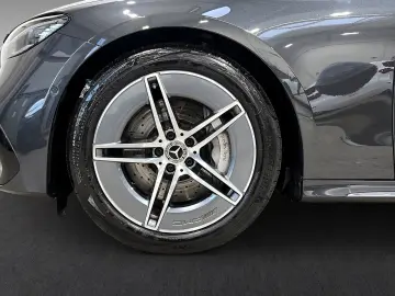 MERCEDES-BENZ E 220 d AMG DIGITAL DISTRO Burme Memo HuD 360