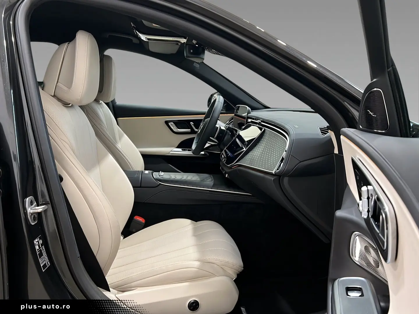 MERCEDES-BENZ E 220 d AMG DIGITAL DISTRO Burme Memo HuD 360