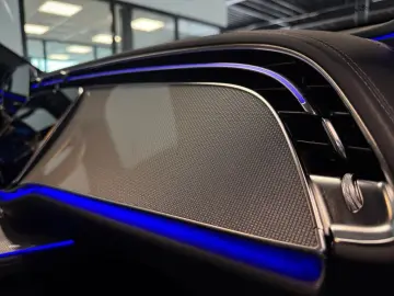 MERCEDES-BENZ E 220 d Limousine AMG  DiG.L DISTR HuD MEM AHK