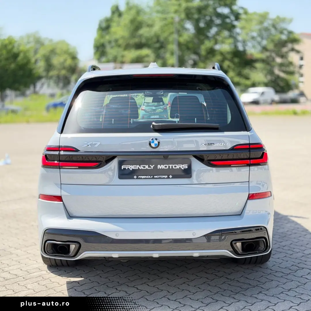 BMW M Sp ExecutiveDrivePro Aktivlenkung IconicGlow
