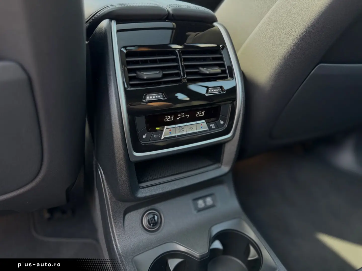 BMW M Sp ExecutiveDrivePro Aktivlenkung IconicGlow