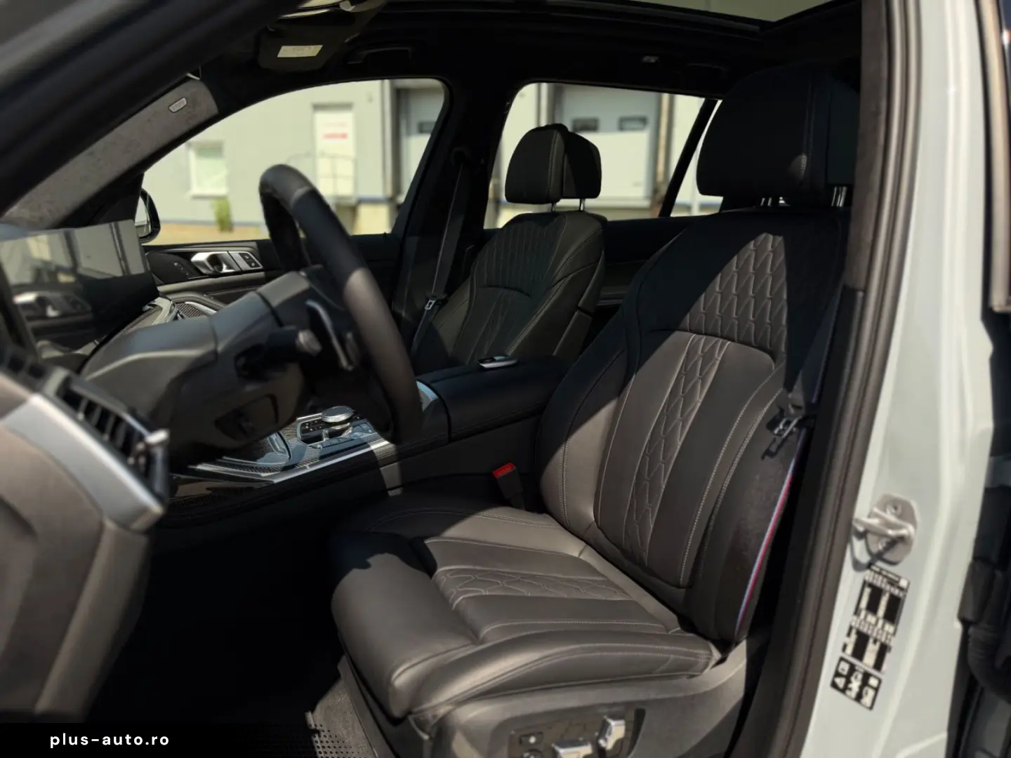 BMW M Sp ExecutiveDrivePro Aktivlenkung IconicGlow