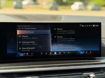 BMW M Sp ExecutiveDrivePro Aktivlenkung IconicGlow